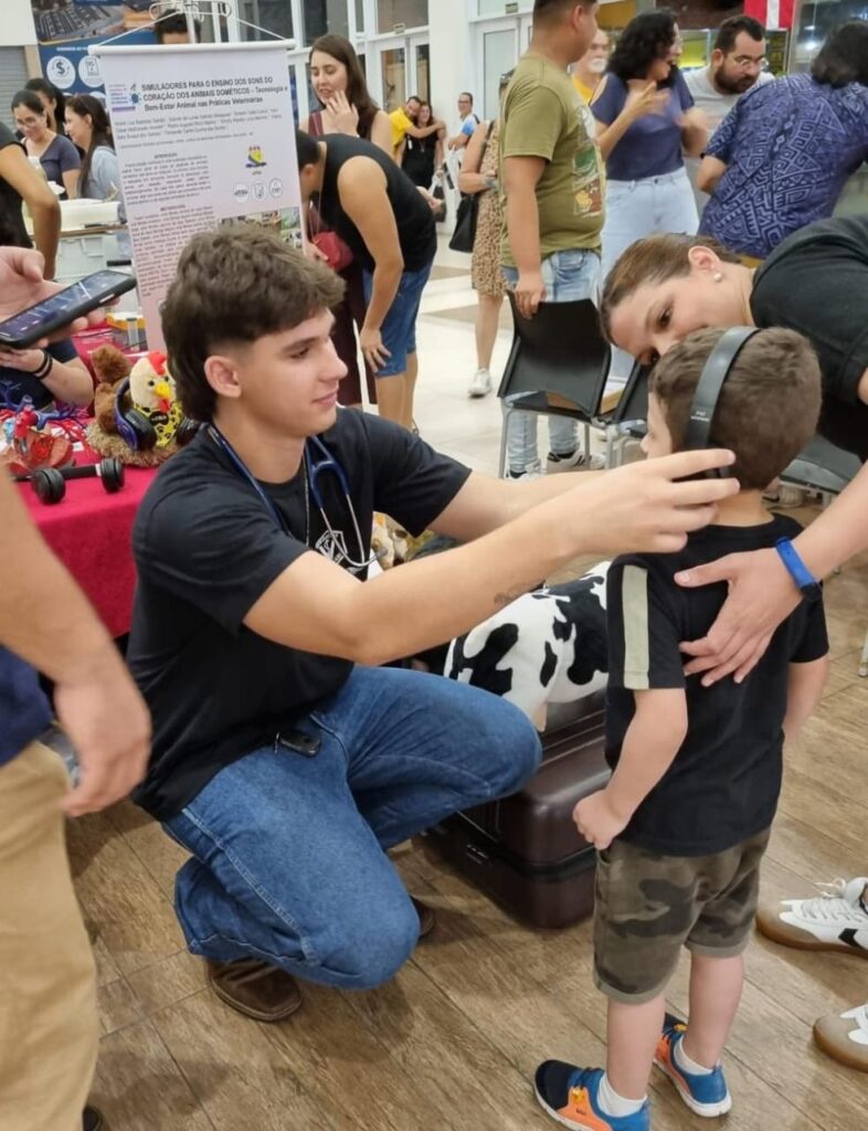 Show de Conhecimentos: jornadas de ensino levam sabor do campo, sons do coração, qualidade do ovo e muito mais nas escolas do interior da Amazônia 2 WhatsApp Image 2024 06 13 at 20.02.36 1