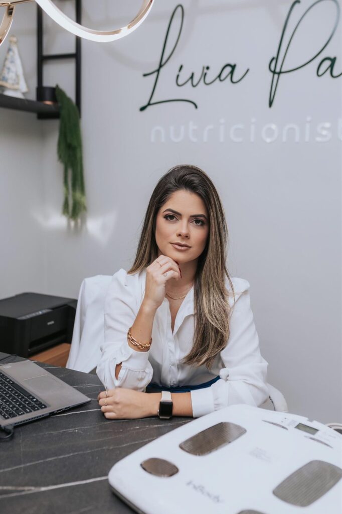 Os Mistérios da Nutrição: Nutricionista Lívia Paiva desvenda a importância de jantar bem 1 WhatsApp Image 2024 07 01 at 23.01.22 1